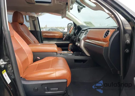 2014 Toyota Tundra 1794 5.7L V8 z USA, uszkodzony, nr VIN 5TFAW5F18EX357859